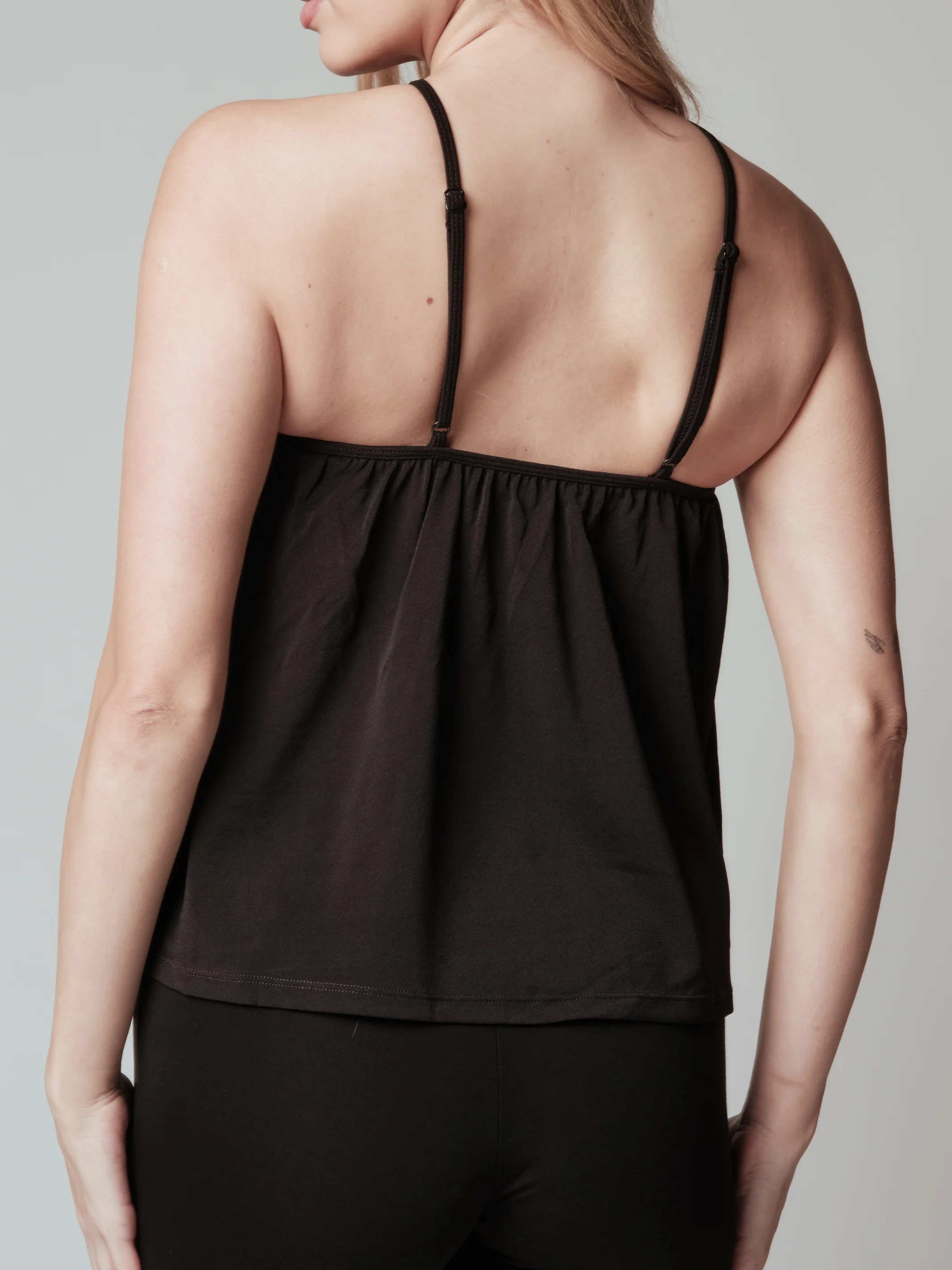 Flowy Strappy Criss Cross - Image 4