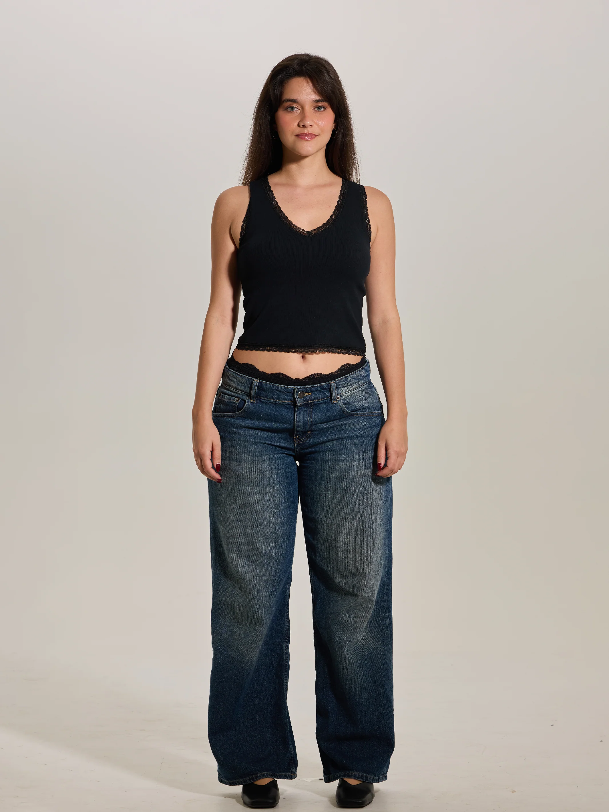 Lace Cotton V-Neck Mid Length - Image 11