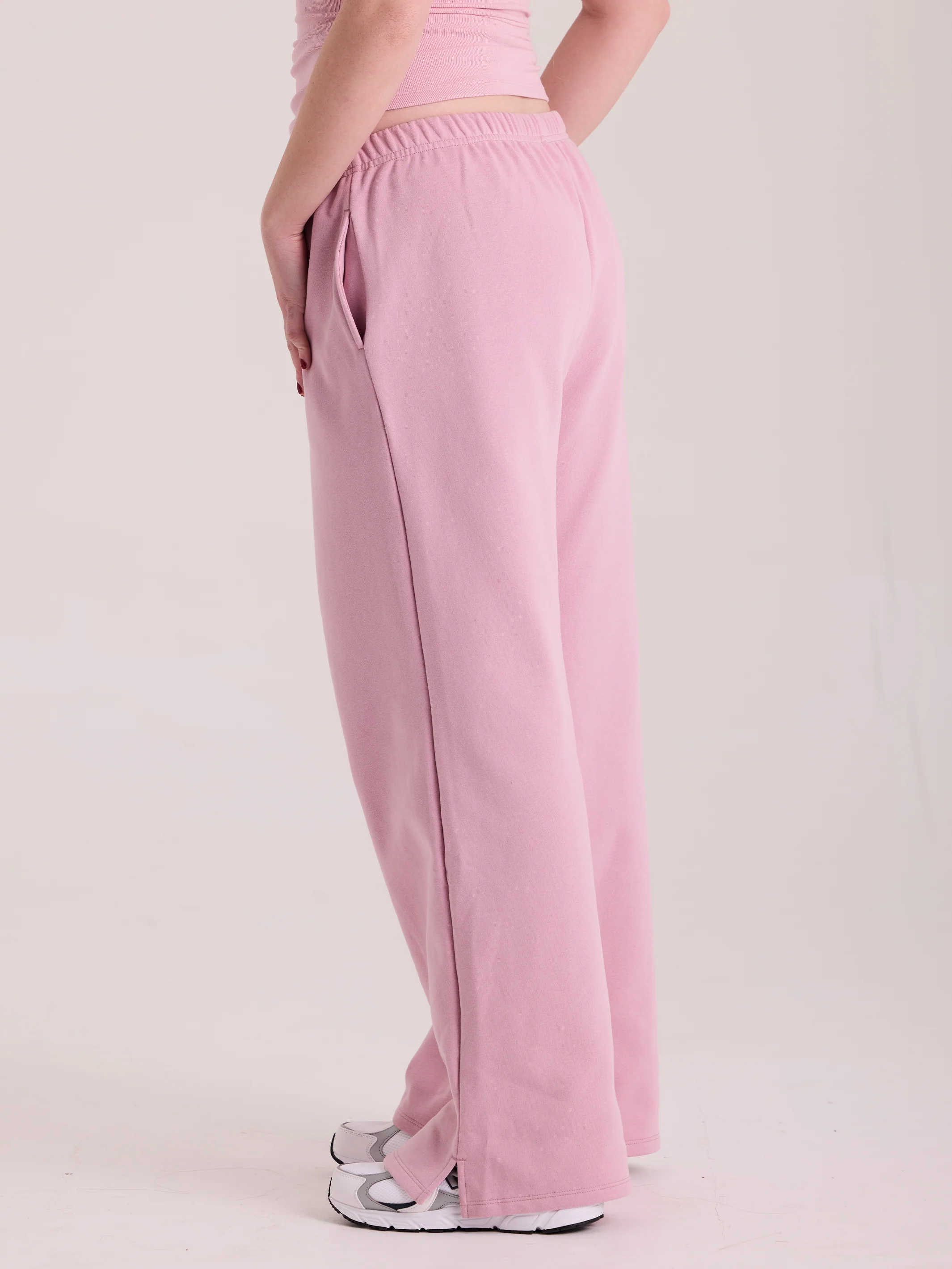 Lightweight Wide Leg Sweat Pants - Image 6