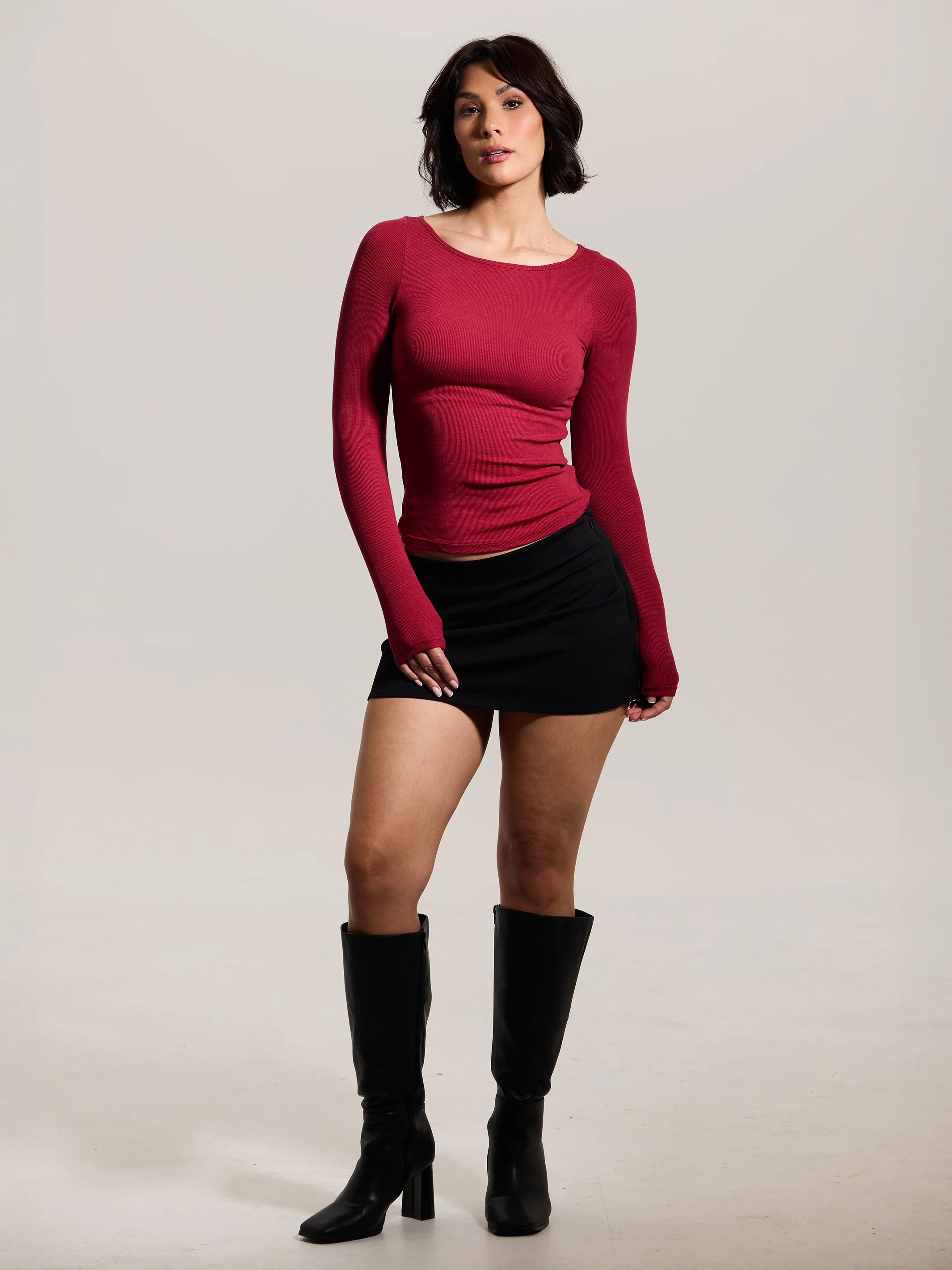 Ribbed Boat Neck Braless Long Sleeve - Image 4