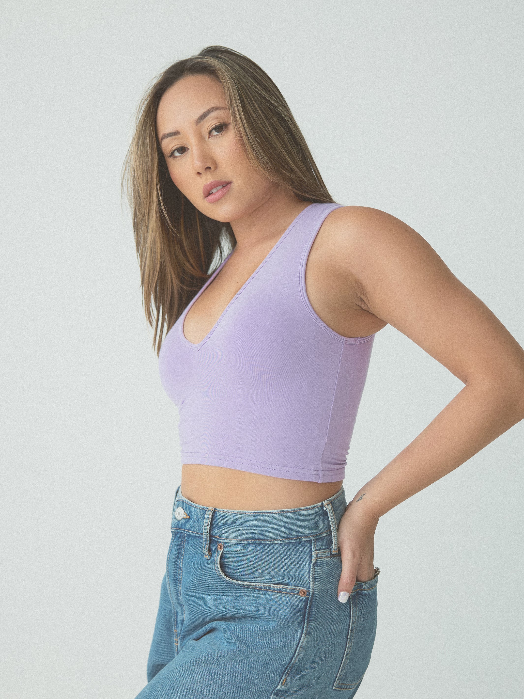 V-Neck Brami - Image 9